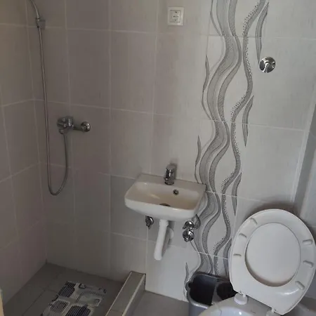 Kuca U Vrdniku 2 Apartment