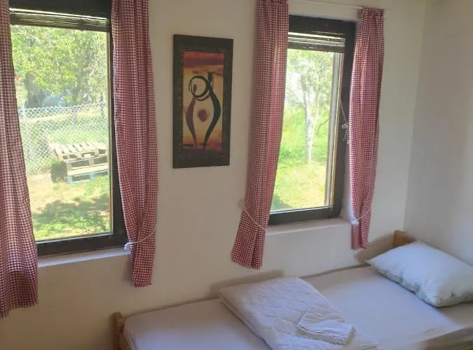 Kuca U Vrdniku 2 Апартаменты