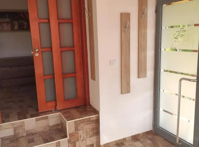 Kuca U Vrdniku 2 * Врдник